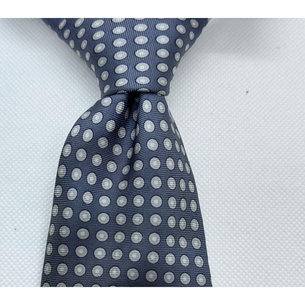Tommy‎ Hilfiger Polka Dot Gray 100% Silk Tie 59L by 3.75W.